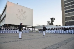 Armada de Chile on Twitter: &quot;Compañía de Presentación de la Escuela Naval “Arturo Prat”, está conformada por 370 Cadetes que participarán en la ceremonia y posterior desfile en conmemoración a los 209