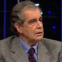 Detenida -Aparecida en una sociedad enferma. Hermógenes Pérez de Arce