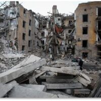 LA RULETA NUCLEAR: EE. UU.-OTAN Y RUSIA EN UCRANIA