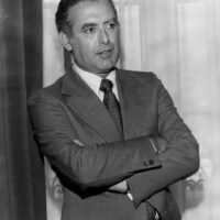 Calles: Canciller Hernán Cubillos Sallato       y       General Ernesto Videla Cifuentes