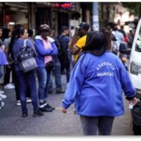 EL PUJANTE Y CUESTIONADO NEGOCIO DE LOS ABOGADOS MIGRATORIOS. Esteban González﻿