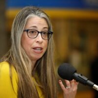 LA CAZA DE BRUJAS EN EL CONGRESO POR LA FILTRACIÓN QUE IRRITÓ A LA EMBAJADORA DE ESTADOS UNIDOS.  Pedro Rosas.  La Tercera