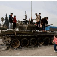 La inquietud de las monarquías del Golfo con el rol de EE.UU en Siria y el fantasma de una nueva primavera  Árabe. Marta Quinteros. La Tercera