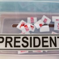 ¿Es un buen negocio? Cuánto dinero recibe cada candidato presidencial por voto obtenido. Jorge Arellano. La Tercera