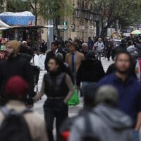 Un grupo que vive a costa de otro. Max Silva Abbott. El Líbero