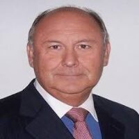 FF.AA.: recorte presupuestario. Ricardo Ortega Perrier. Cartas al director. El Mercurio