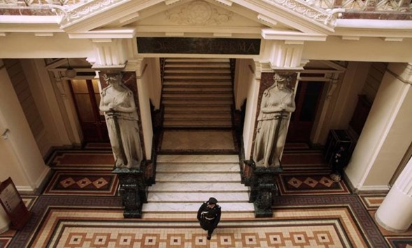 Brutal atentado de la Corte Suprema. Adolfo Paúl Latorre. Diario Constitucional