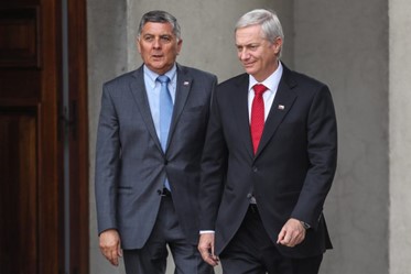 Desafío 90: La hoja de ruta de Kast para satisfacer las expectativas  del Gobierno de Emergencia. Carlos Saldivia, Periodista de El Mostrador. El Mostrador