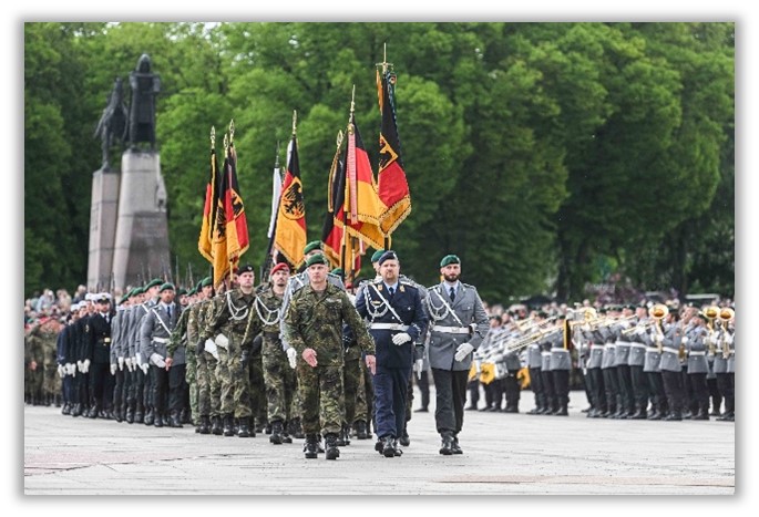 EL REARME DE ALEMANIA: MERZ BUSCA CONSTRUIR EL EJÉRCITO MÁS FUERTE DE EUROPA PARA DISUADIR A RUSIA. Fernando Fuentes, La Tercera