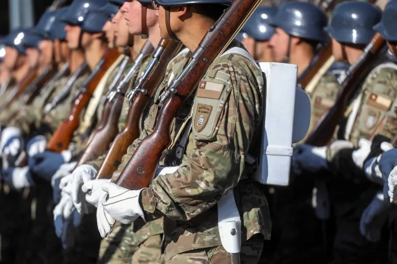 Ejército de Chile, siempre vencedor, jamás vencido. Richard Kouyoumdjian﻿. El Líbero